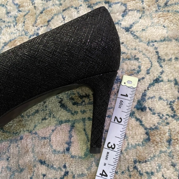 Stuart Weitzman Black Heels size 8.5M - Picture 7 of 9